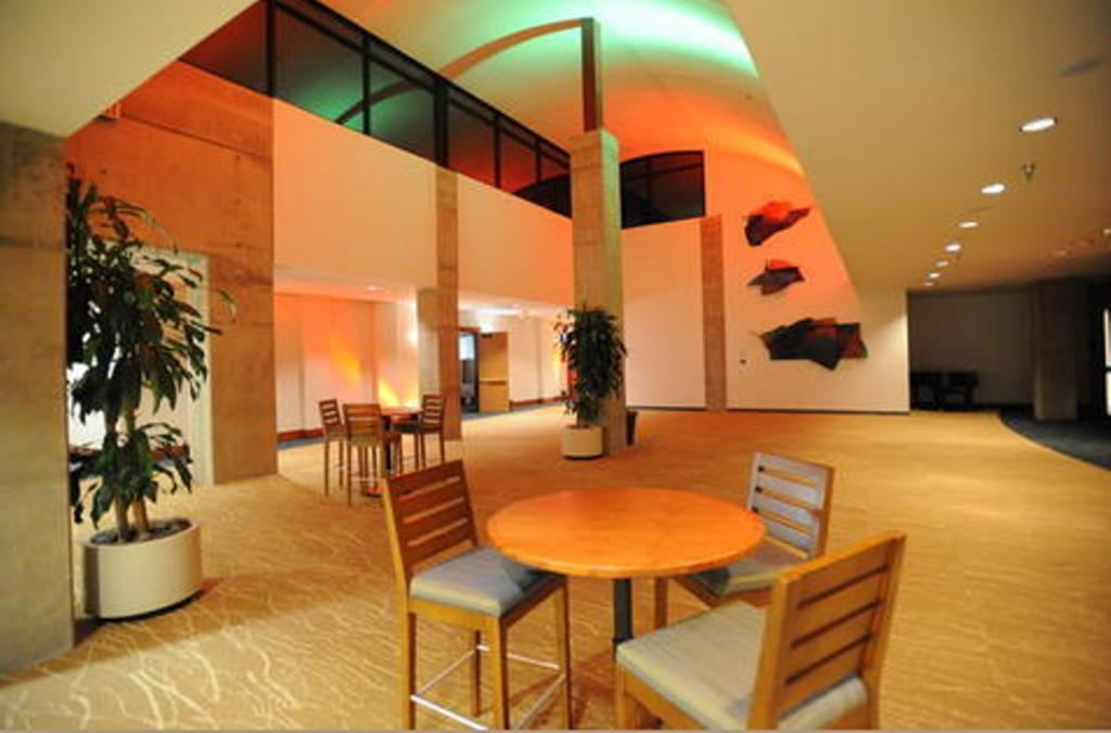 Hôtel The National Conference Center à Leesburg Extérieur photo